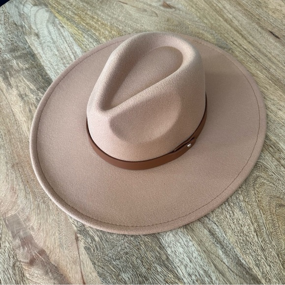 Faux Leather Band Fedora - Crème Brûlée - Picture 2 of 3